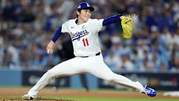 World Series - Toronto Blue Jays v Los Angeles Dodgers - Game Three