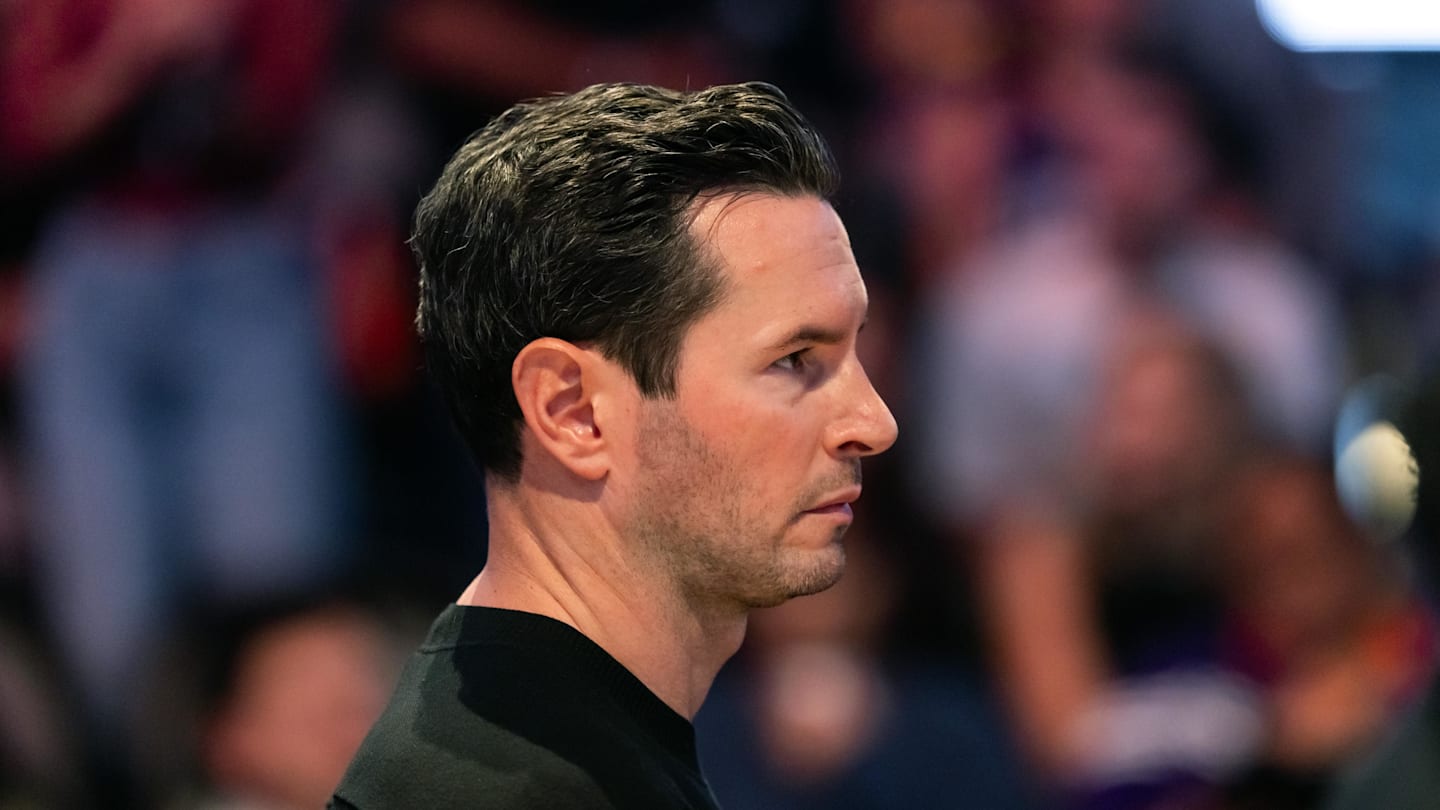 Lakers Reveal Starting Lineup for Opening Night vs Warriors With One Big Surprise