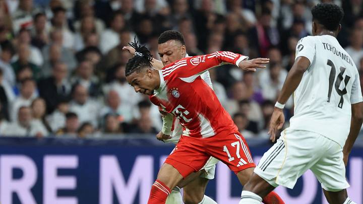 Michael Olise défiera encore Kylian Mbappé.