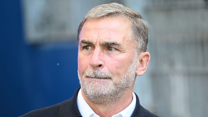 Stefan Kuntz möchte ein Erstliga-taugliches Team zusammenstellen Stefan Kuntz möchte ein Erstliga-taugliches Team zusammenstellen