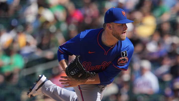 Apr 13, 2025; West Sacramento, California, USA; New York Mets pitcher A.J. Minter (33) throws a pitch against the Athletics during the eighth inning at Sutter Health Park. Mandatory Credit: Darren Yamashita-Imagn Images