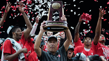 Houston Cougars head coach Kelvin Sampson
