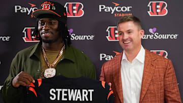Cincinnati Bengals first-round draft pick Shemar Stewart, left, and head coach Zac Taylor, right, pose together ahead of a press conference, Friday, April 25, 2025, at Paycor Stadium in Downtown Cincinnati.