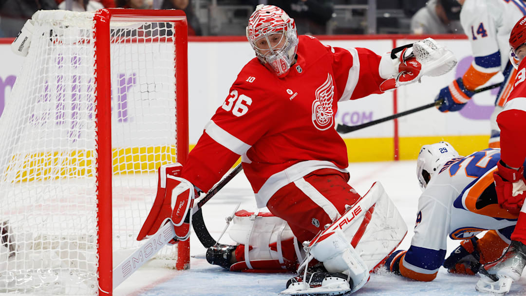 Nov 20, 2025; Detroit, Michigan, USA; Detroit Red Wings goaltender John Gibson (36) makes the save in the first period against the New York Islanders at Little Caesars Arena. Mandatory Credit: Rick Osentoski-Imagn Images Nov 20, 2025; Detroit, Michigan, USA; Detroit Red Wings goaltender John Gibson (36) makes the save in the first period against the New York Islanders at Little Caesars Arena. Mandatory Credit: Rick Osentoski-Imagn Images
