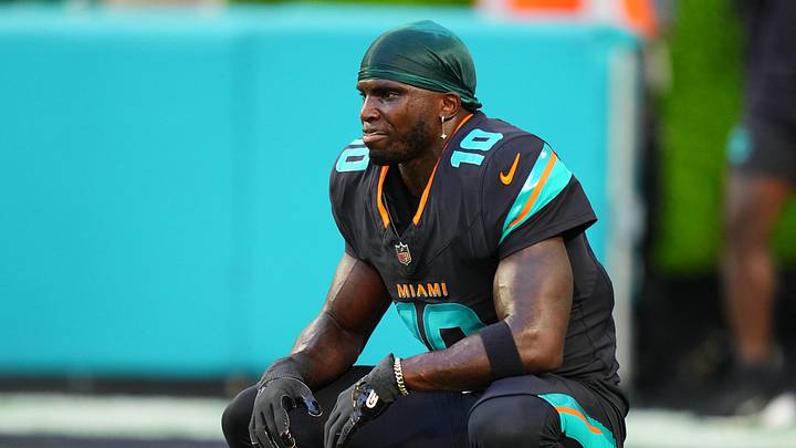 Sep 29, 2025; Miami Gardens, Florida, USA; Miami Dolphins wide receiver Tyreek Hill (10) practices before the game against the New York Jets at Hard Rock Stadium. Mandatory Credit: Rich Storry-Imagn Images
