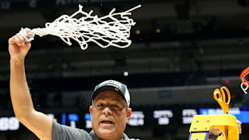 Houston Cougars head coach Kelvin Sampson celebrates after his team defeats the Tennessee Volunteers.