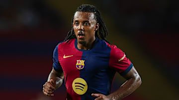 Kounde did not start in Barca's latest clash