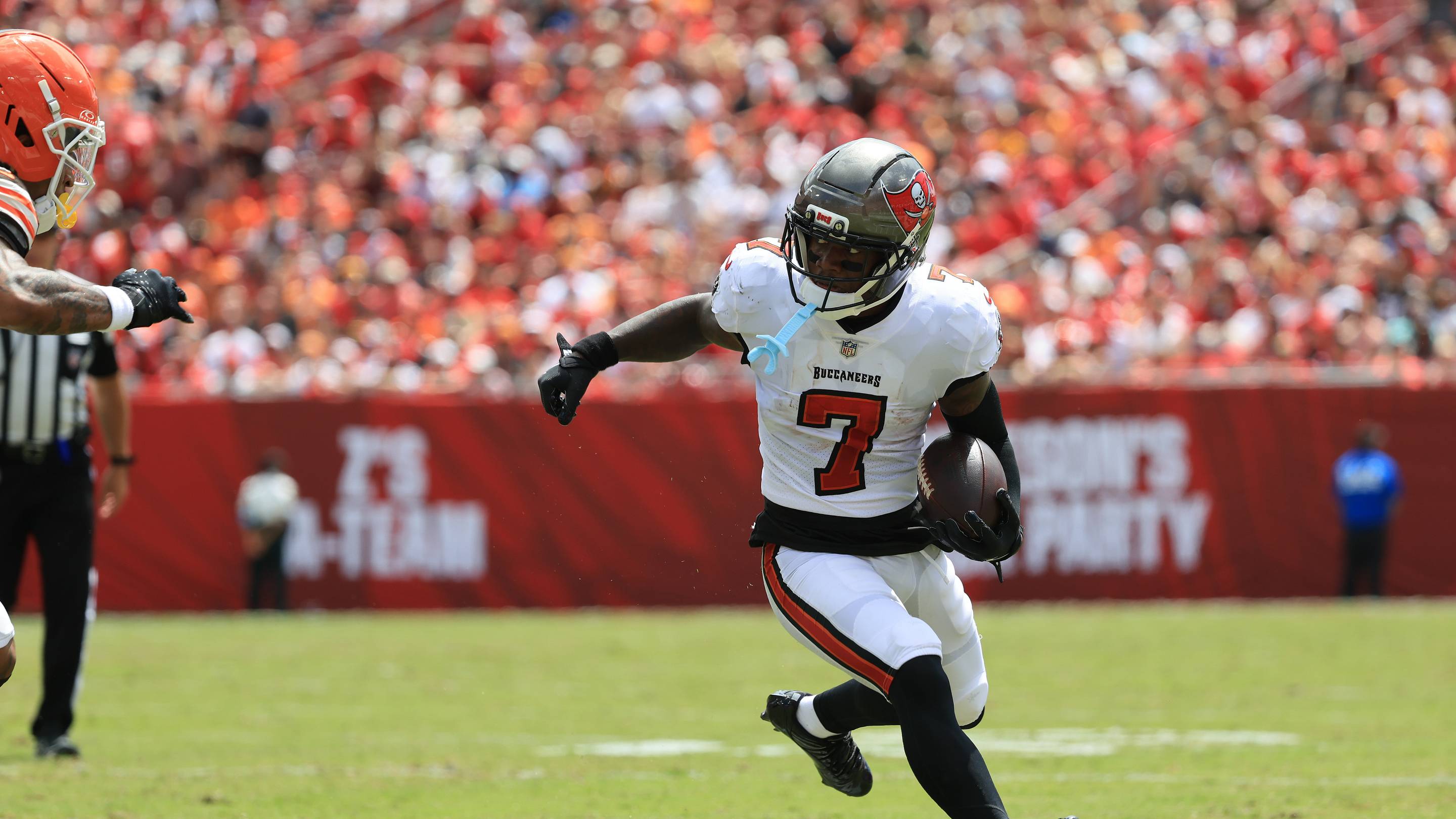 Fantasy Football Week 5 Start ‘Em, Sit ‘Em: Bucky Irving vs. Kyle Monangai