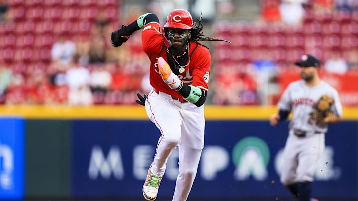 Sep 4, 2024; Cincinnati, Ohio, USA; Cincinnati Reds shortstop Elly De La Cruz (44) runs to third on a sacrifice ground out hit by catcher Tyler Stephenson (not pictured) in the first inning against the Houston Astros at Great American Ball Park. Mandatory Credit: Katie Stratman-Imagn Images