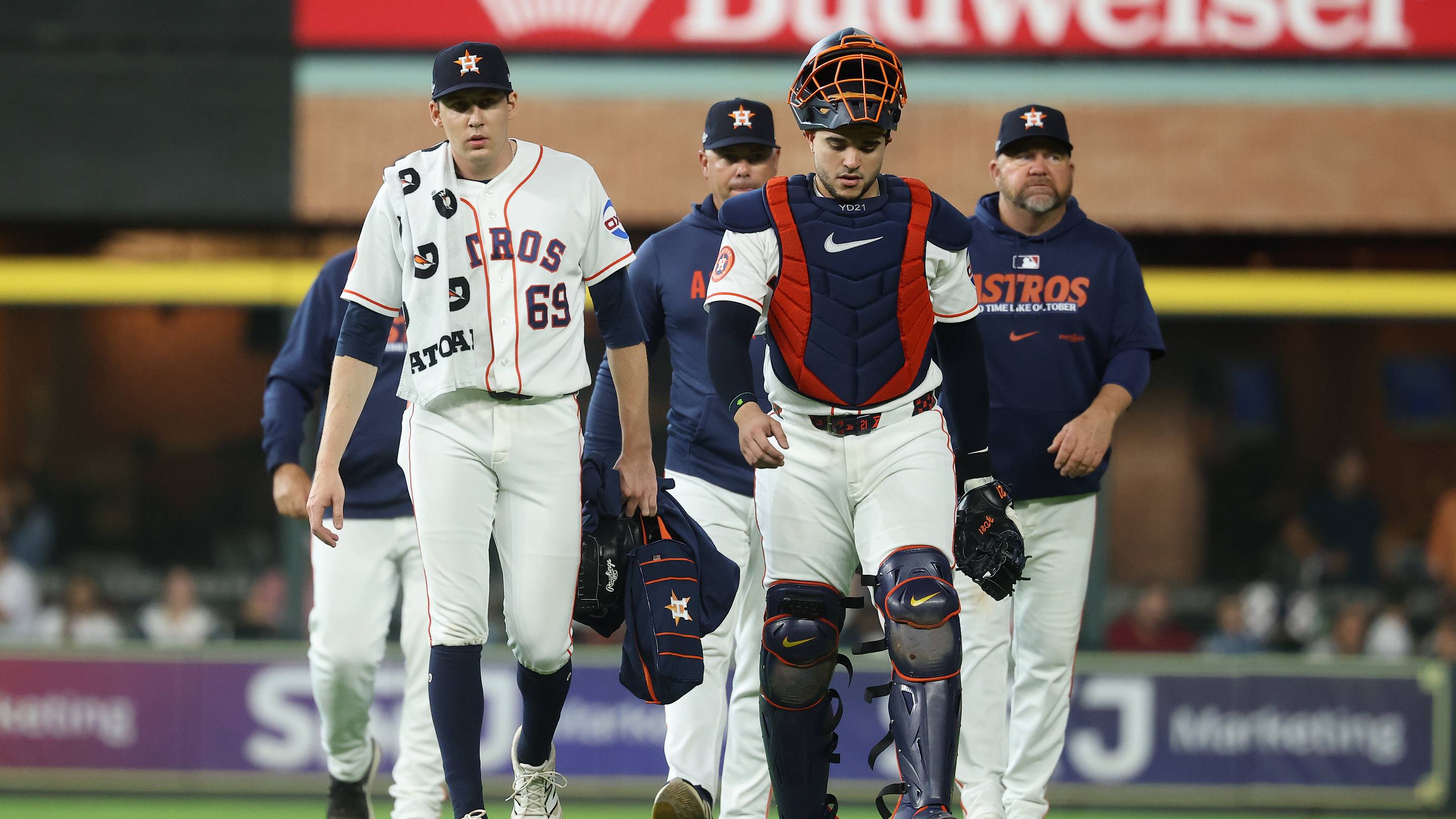 Astros Game 1 meltdown, boo birds only compound Mariners’ failure in AL West