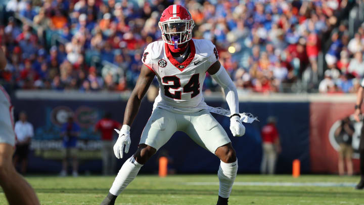 wOct 28, 2023; Jacksonville, Florida, USA; Georgia Bulldogs defensive back Malaki Starks (24) against the Florida Gators during the first half at EverBank Stadium. Mandatory Credit: Kim Klement Neitzel-USA TODAY Sports