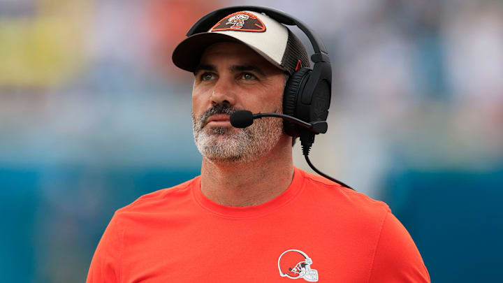 Cleveland Browns head coach Kevin Stefanski looks on during the first quarter of an NFL football matchup Sunday, Sept. 15, 2024 at EverBank Stadium in Jacksonville, Fla. The Browns defeated the Jaguars 18-13. [Corey Perrine/Florida Times-Union]