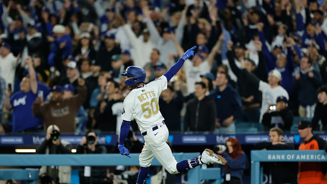 Detroit Tigers v Los Angeles Dodgers