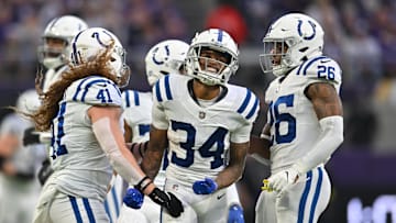 Dec 17, 2022; Minneapolis, Minnesota, USA; Indianapolis Colts cornerback Isaiah Rodgers (34) and