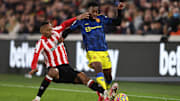 Manchester United e Brentford fecham a rodada 35 da Premier League. 