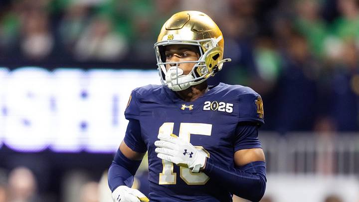 Jan 20, 2025; Atlanta, GA, USA; Notre Dame Fighting Irish cornerback Leonard Moore (15) against the Ohio State Buckeyes during the CFP National Championship college football game at Mercedes-Benz Stadium. Mandatory Credit: Mark J. Rebilas-Imagn Images