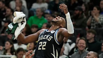 Memphis Grizzlies v Milwaukee Bucks