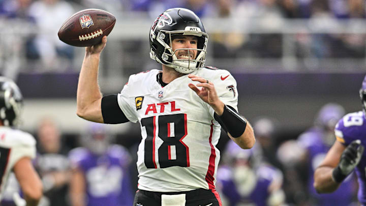 Atlanta Falcons quarterback Cousins throws a pass against the Minnesota Vikings at U.S. Bank Stadium. Atlanta Falcons quarterback Cousins throws a pass against the Minnesota Vikings at U.S. Bank Stadium.
