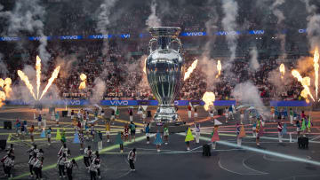 Bei der Eröffnungsfeier will die UEFA erneut Pyrotechnik einsetzen