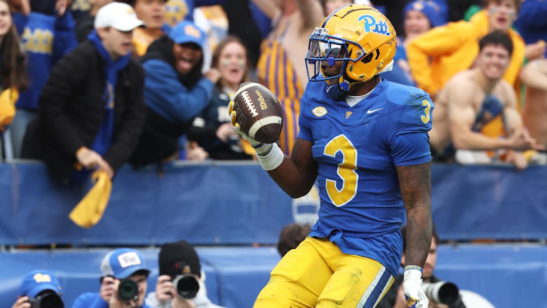 Pittsburgh Panthers linebacker Rasheem Biles reacts after scoring a pick-six touchdown against the Notre Dame Fighting Irish
