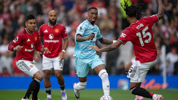 Manchester United encara o Burnley, fora de casa