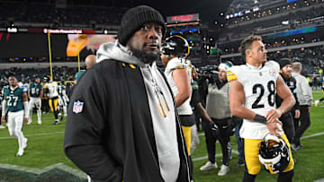 Pittsburgh Steelers head coach Mike Tomlin