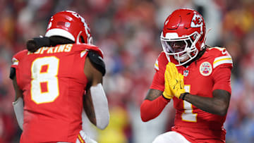 Los Angeles Chargers v Kansas City Chiefs