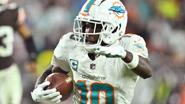 Miami Dolphins v Cleveland Browns