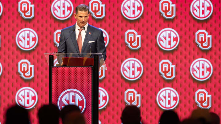 Oklahoma head coach Brent Venables