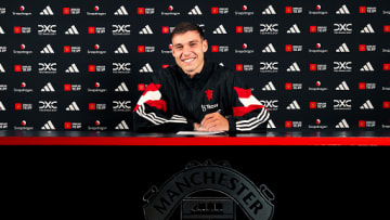 Manuel Ugarte s'est engagé à Man United.