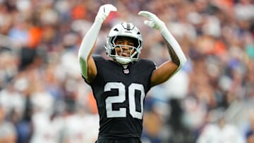 Chicago Bears v Las Vegas Raiders - NFL 2025