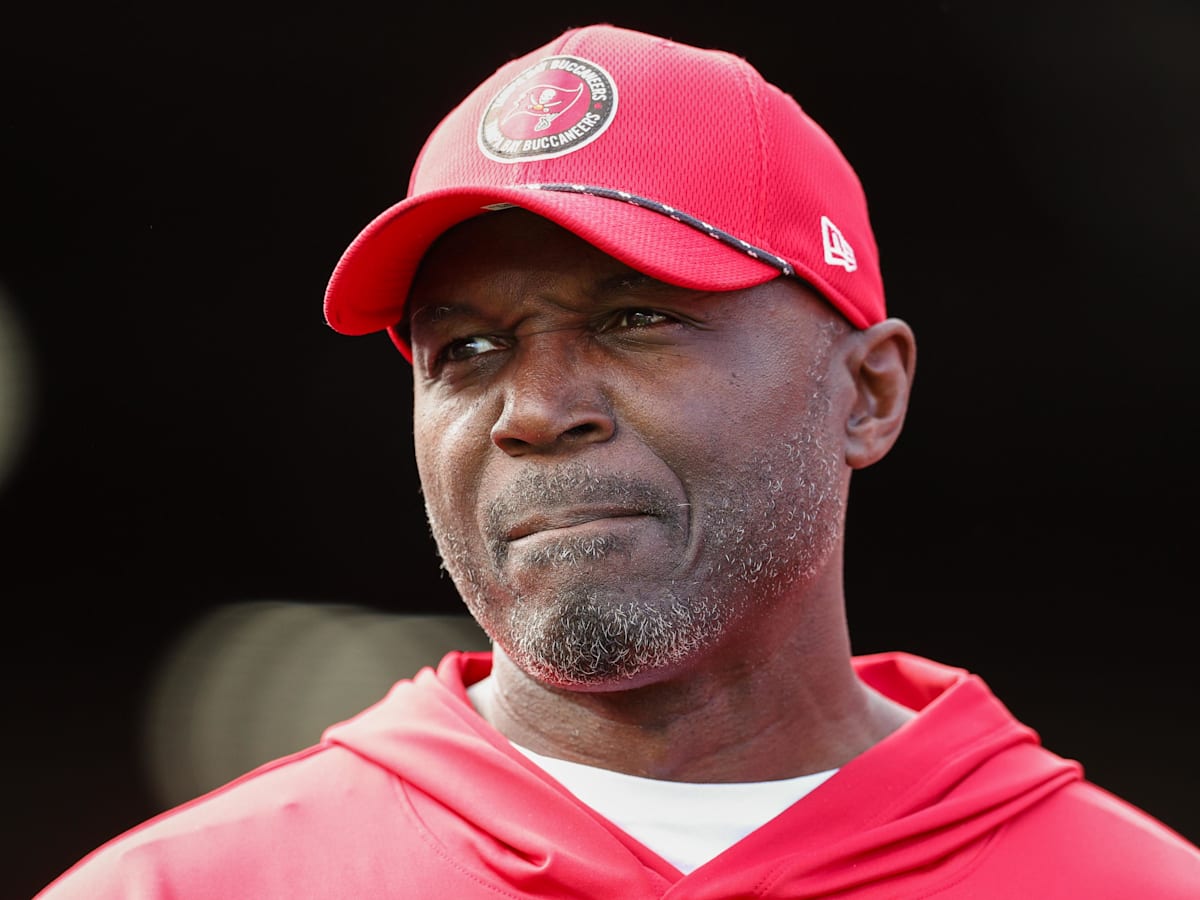 Florida Gators' 449-pound rookie gets tough update before Bucs training camp