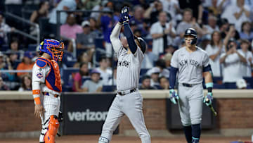 New York Yankees v New York Mets