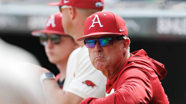 Dave Van Horn focuses on his Arkansas Razorbacks. 
