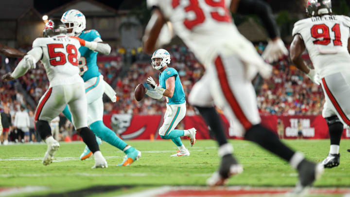 Miami Dolphins quarterback Skylar Thompson (19) drops back to pass against the Tampa Bay Buccaneers in the third quarter during preseason at Raymond James Stadium.