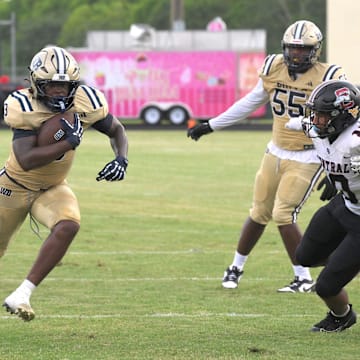 West Boca Raton running back Javian Mallory bursts through the hole for his second touchdown of a three-score performance against Palm Beach Central on Aug. 28, 2025.