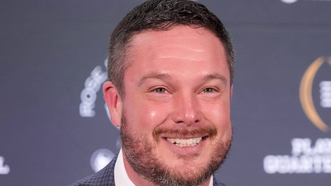 Dec 31, 2024; Los Angeles, California, USA; Oregon Ducks head coach Dan Lanning during the Rose Bowl head coaches press conference at Sheraton Grand LA. 