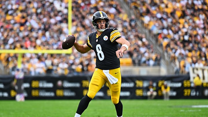 Cleveland Browns v Pittsburgh Steelers