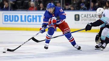 Jan 16, 2024; New York, New York, USA; New York Rangers left wing Artemi Panarin (10) looks to pass