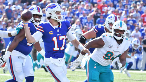 Buffalo Bills quarterback Josh Allen (17) throws a pass against the Miami Dolphins 