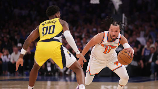 Bennedict Mathurin (00) was one of several players Indiana threw at Jalen Brunson during Game 1.