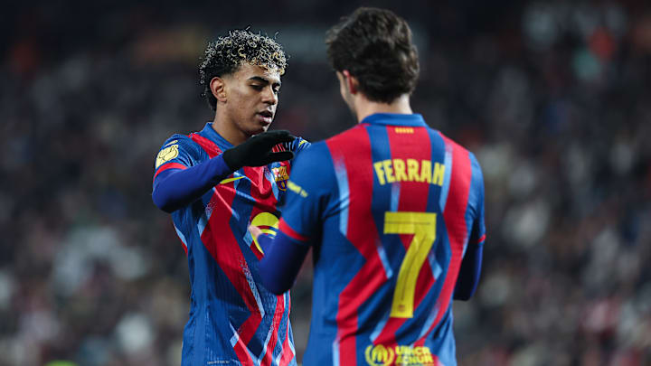 Lamine Yamal et Ferran Torres devraient débuter face à Gérone. Lamine Yamal et Ferran Torres devraient débuter face à Gérone.