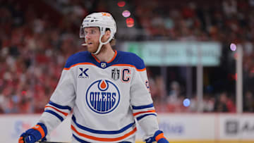 Edmonton Oilers center Connor McDavid (97)