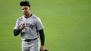 World Series - New York Yankees v Los Angeles Dodgers - Game 2