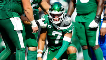 NY Jets quarterback Justin Fields