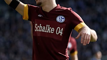 Die Schalker haben bereits den Gazprom-Schriftzug von ihren Trikots genommen