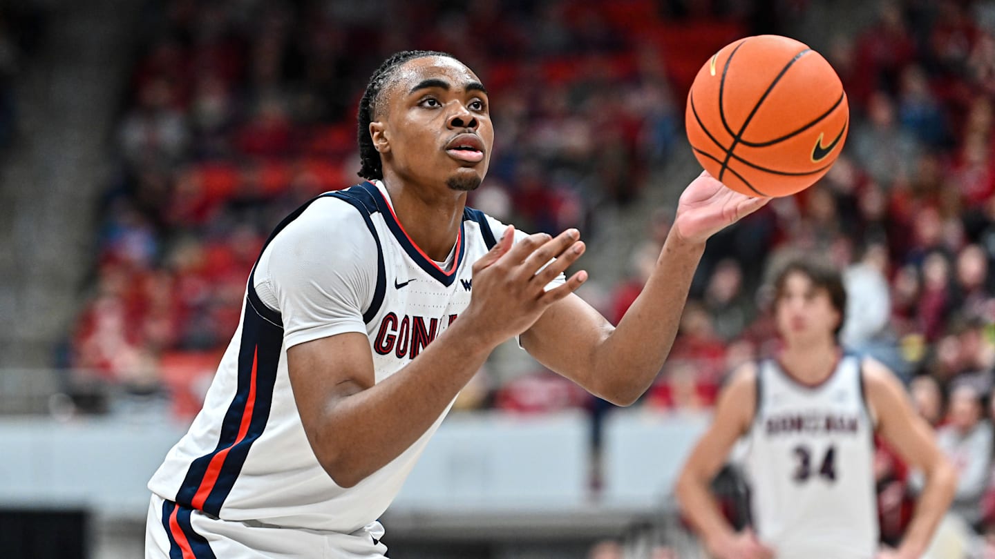 Gonzaga makes move in college basketball rankings before Saint Mary’s showdown
