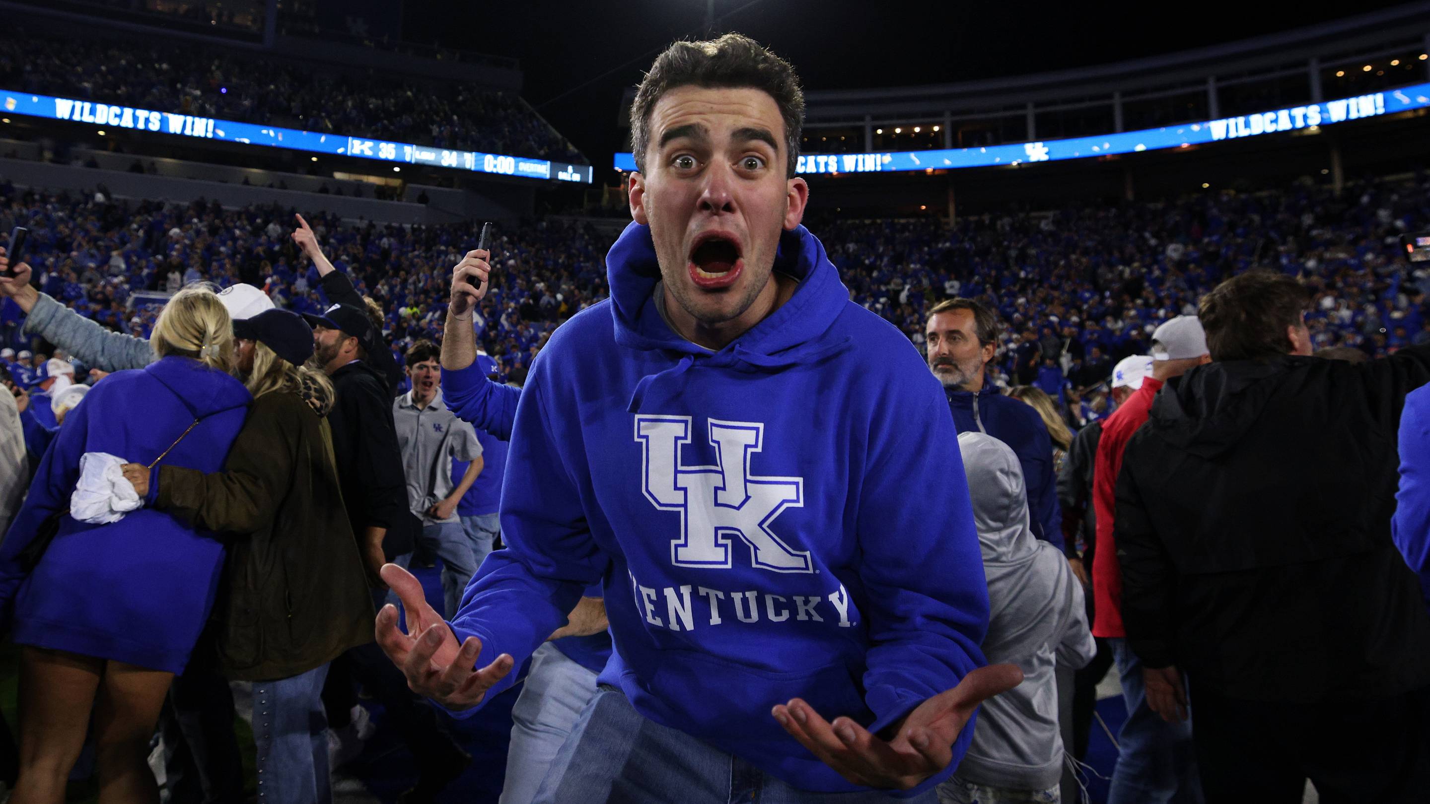 SEC Forces Kentucky to Pay LSU $500,000 After Saturday's Upset Win