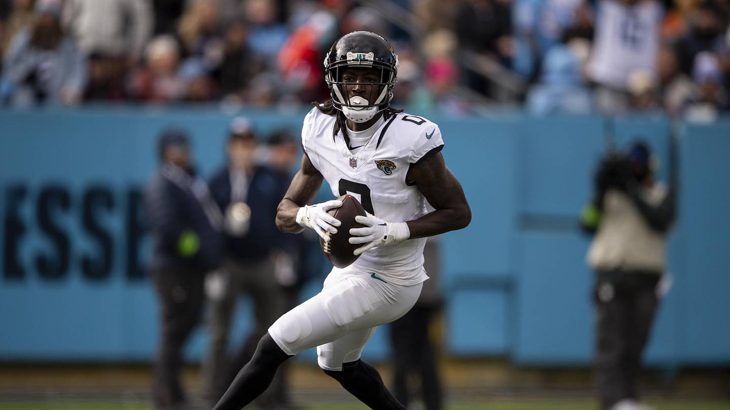 Jaguars lose Calvin Ridley to division foe in shocking turn of events - Vimarsana News