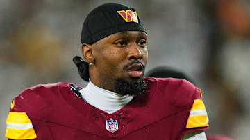 Washington Commanders cornerback Trey Amos